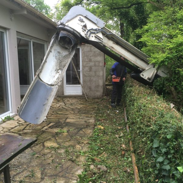 Tapis convoyeur à béton dans un accès difficile